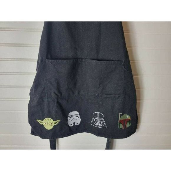 William Sonoma Star Wars With Characters Black Apron - Picture 3 of 5